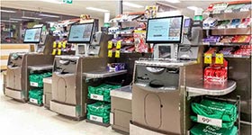 PT Series HMI touchscreens at the point of sale in the supermarket