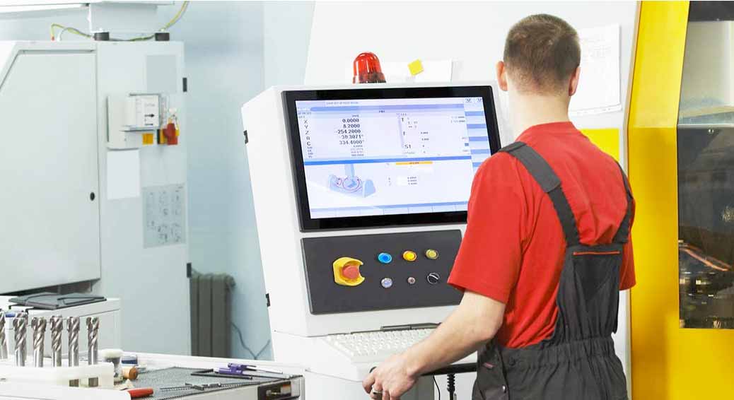 The combination of industrial display and box PC serves as HMI / panel PC ideal for machine control, for example.